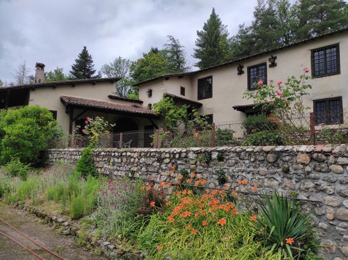 L'Oree Des Bois Courpiere Exterior photo