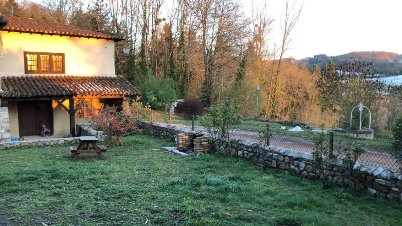 L'Oree Des Bois Courpiere Exterior photo